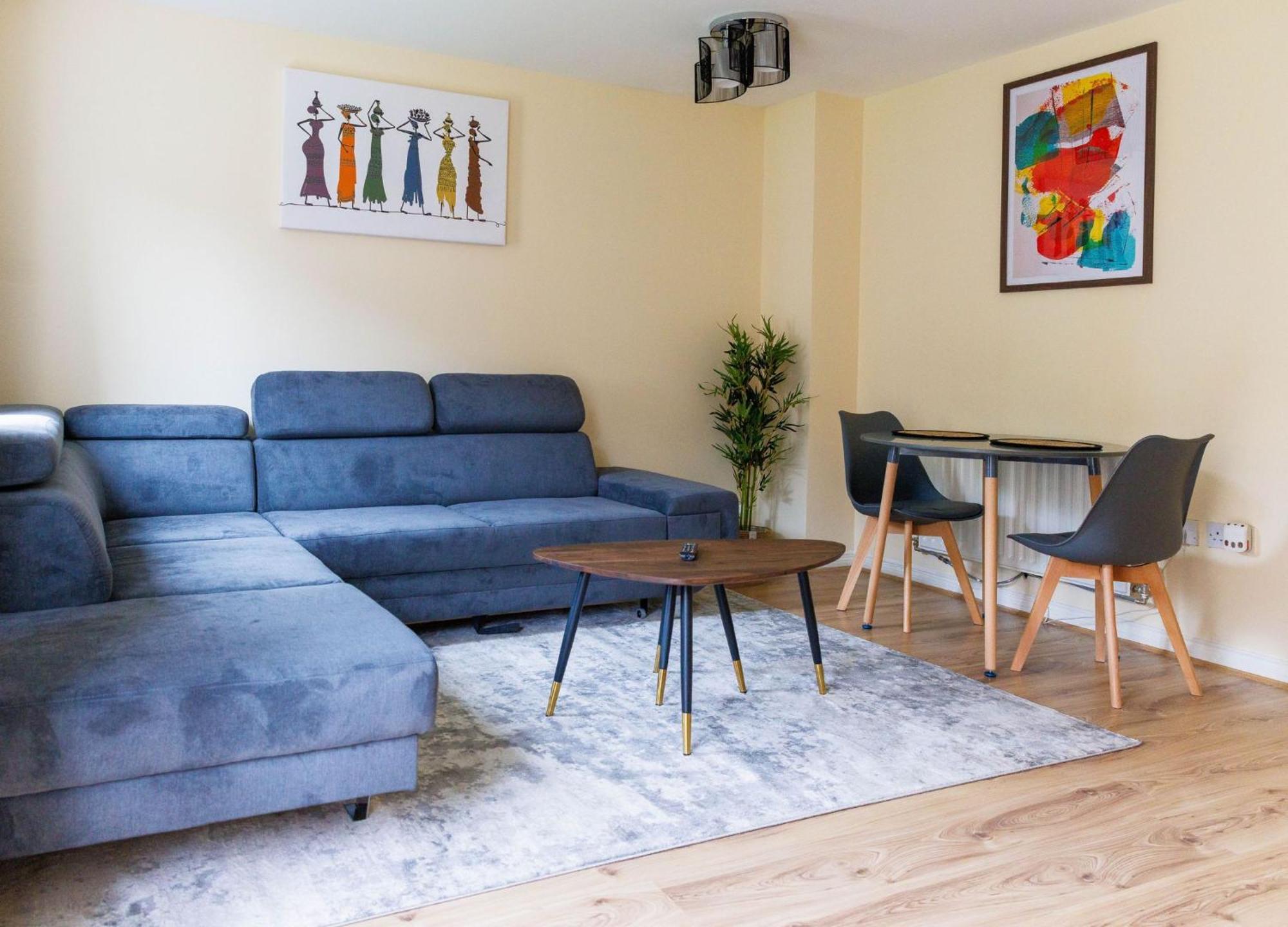 Stylish 3 Bedroom And Free Parking Thamesmead  Eksteriør bilde